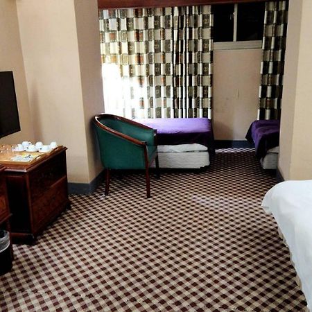 Duke Business Hotel Taoyuan Buitenkant foto